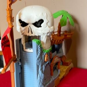 Matchbox (Mattel) Buried Treasure Adventure Playset